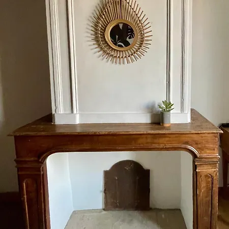 Apartment La Boheme Place Aux Herbes Uzes