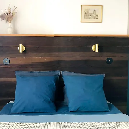 La Boheme Place Aux Herbes Apartment Uzes